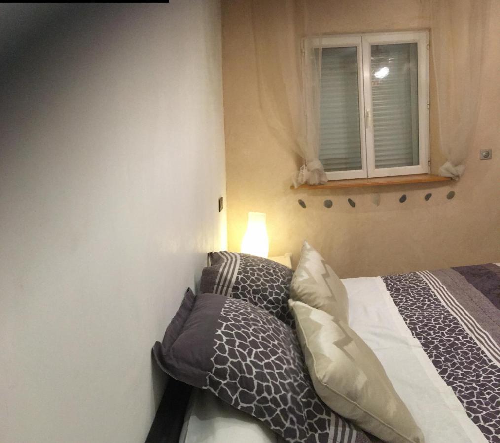 La Decouverte, Jacuzzi, Sauna, Et Terrasse Avec Vue Sur Lac A La Campagne Entre Toulouse Et Auch Catonvielle Exteriér fotografie